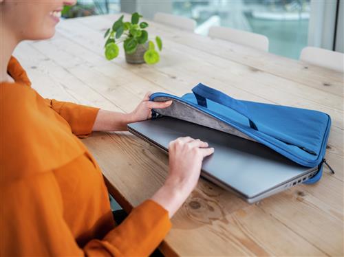 Trust Bologna 40,6 cm (16) Valigetta ventiquattrore Blu