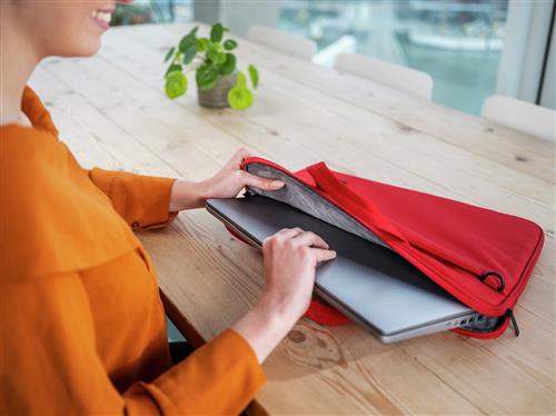 Trust Bologna 40,6 cm (16) Valigetta ventiquattrore Rosso