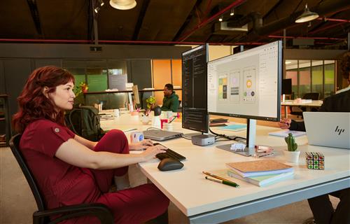 HP S7 PRO 727PM 4K CONF MNTR INTL EURO PLUG