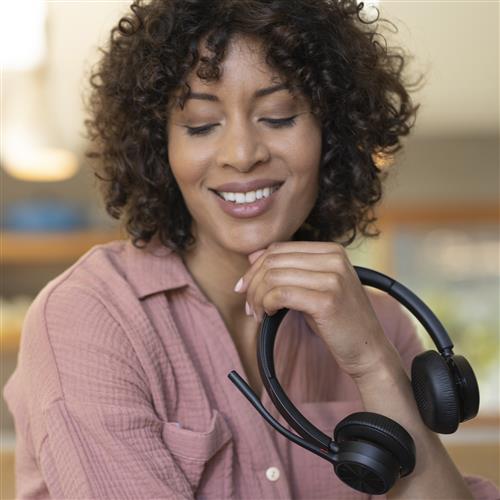 POLY VOY 4320-M +USB-A TO C +BT700 CS5