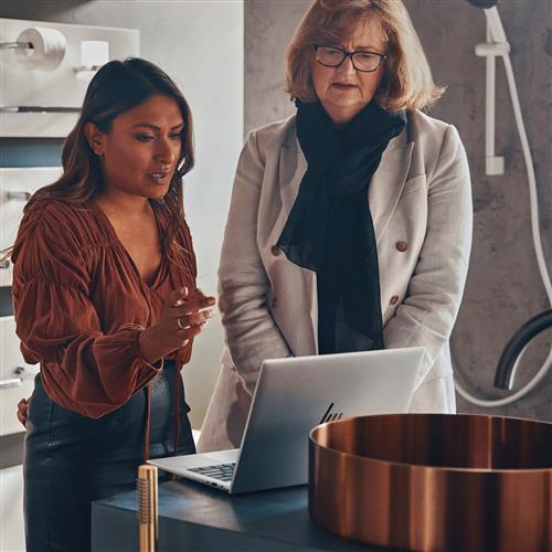 HP EliteBook 840 G10 Intel Core i5 i5-1335U Computer portatile 35,6 cm (14) WUXGA 16 GB DDR5-SDRAM 512 GB SSD Wi-Fi 6E (802.11ax) Windows 11 Pro Argento