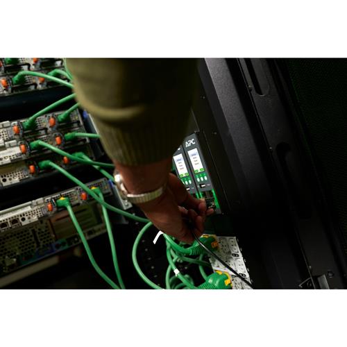 APC NS Rack PDU Adv Met 7.4kW 1PH 230V 32A unità di distribuzione dell'energia (PDU) 40 presa(e) AC 0U