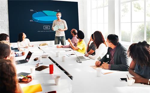 EB-L735U 7.000 LM WUXGA 2.500.000 : 1 PR