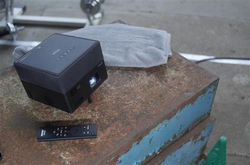 EF-12 FULL HD 2500000: 1 USB