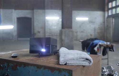 EF-12 FULL HD 2500000: 1 USB