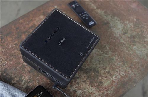 EF-12 FULL HD 2500000: 1 USB