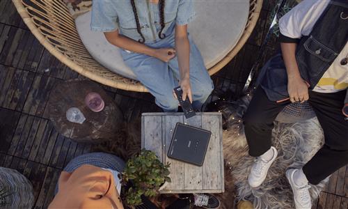 EF-12 FULL HD 2500000: 1 USB