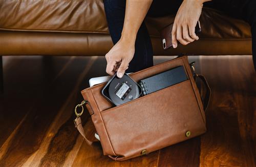 NETGEAR AIRCARD MOBILE ROUTER Router di rete cellulare