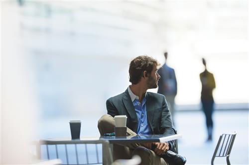 POLY Voyager Legend Headset +USB-A to Micro USB Cable +Charging Stand with no Wall Plug Auricolare Wireless A clip Ufficio Bluetooth Base di ricarica Nero