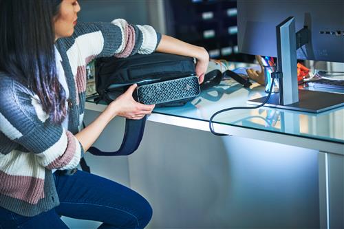 HP Z2 Mini G9 Intel Core i7 i7-13700 32 GB DDR5-SDRAM 1 TB SSD Windows 11 Pro Mini PC Stazione di lavoro Nero