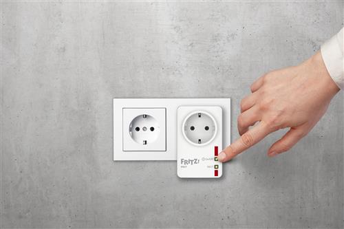 FRITZ!DECT 200 International presa intelligente 1,1 W Casa Bianco