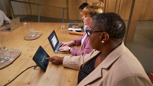 HP EliteBook X G1a Next Gen AI PC Wolf Pro Security Edition Copilot+ PC AMD Ryzen AI 7 PRO 360 Computer portatile 35,6 cm (14