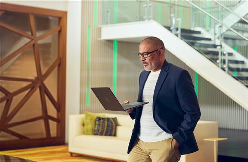 HP EliteBook Ultra G1i Next Gen AI PC Wolf Pro Security Edition Copilot+ PC Intel Core Ultra 7 258V Computer portatile 35,6 cm (14