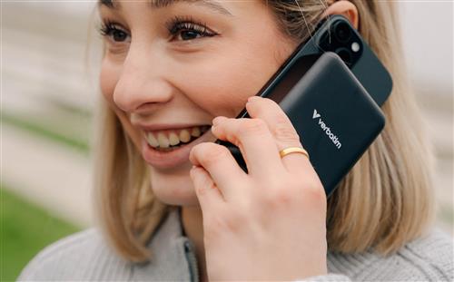 CHARGE/GO ESSENTIALS POWER BANK Magnetic Wireless 20000mAh Black