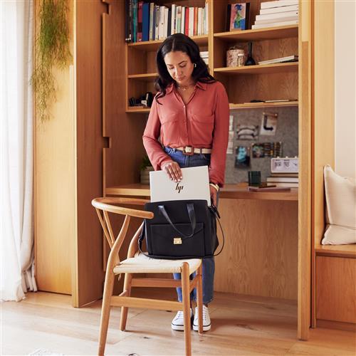 HP EliteBook 840 G9 Intel Core i7 i7-1255U Computer portatile 35,6 cm (14) WUXGA 16 GB DDR5-SDRAM 512 GB SSD Wi-Fi 6E (802.11ax) Windows 11 Pro Argento