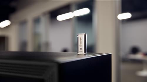 128GB USB 3.2 IRONKEY LOCKER+50 AES USB w/256bit Encryption