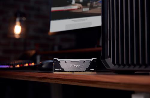 Kingston Technology FURY 32GB 3600MT/s DDR4 CL16 DIMM (Kit da 4) Renegade RGB