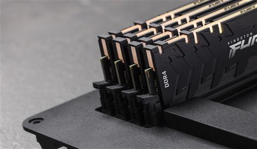 64GBDDR4-3600MT/S CL16DIMM (Kit of4)1Gx8 FURYRenegadeRGB