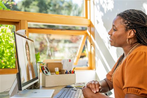 POLY Studio P5 USB-A TAA webcam 4 MP 1920 x 1080 Pixel Argento