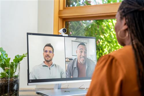 POLY Studio P5 USB-A TAA webcam 4 MP 1920 x 1080 Pixel Argento