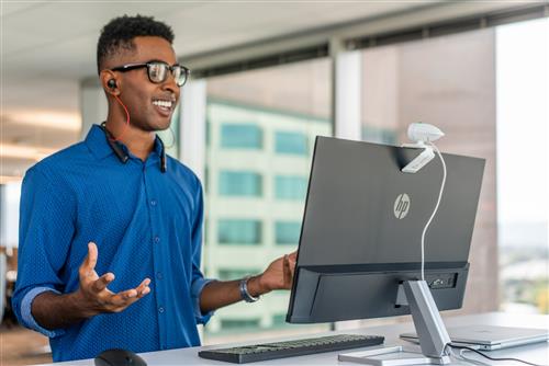 POLY Studio P5 USB-A TAA webcam 4 MP 1920 x 1080 Pixel Argento