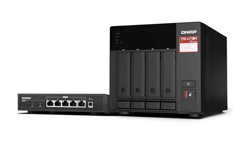 QNAP TS-473A + QSW-1105-5T Bundle Pack NAS Tower Ryzen Embedded V1500B 8 GB DDR4 0 TB QNAP Turbo System Nero