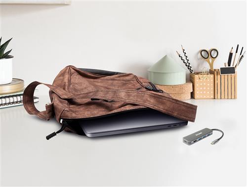 5-IN-1 USB-C HUB DOCKING STATION 3 X USB 3.0 - 1 X HDMI -