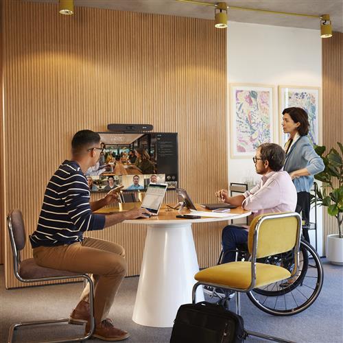 POLY STUDIO R30 USB VIDEO BAR NO RADIO GSA/TAA WW