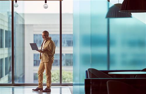 HP EliteBook Ultra G1i Next Gen AI PC Wolf Pro Security Edition Copilot+ PC Intel Core Ultra 7 258V Computer portatile 35,6 cm (14