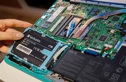 VI550 S3 2.5IN SSD 1TB .