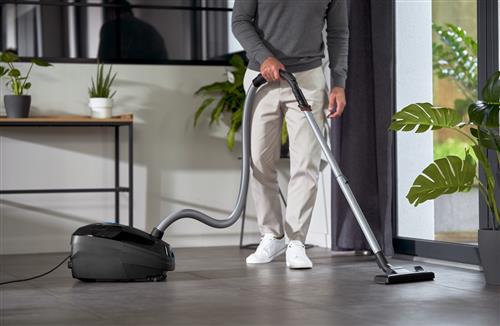 ASPIRAPOLVERE TRAINO C/SAC 75DB 900W FILTRO HEPA