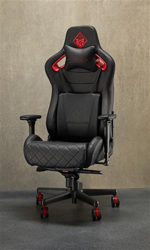 HP OMEN GAMING CHAIR .