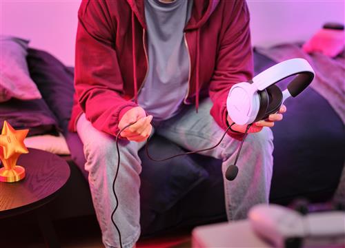 Trust GXT 489P FAYZO Auricolare Cablato A Padiglione Gaming Nero, Viola