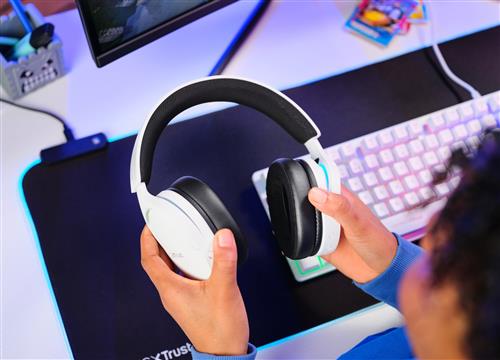 Trust GXT 491W FAYZO Auricolare Con cavo e senza cavo A Padiglione Gaming USB tipo-C Bluetooth Nero, Bianco