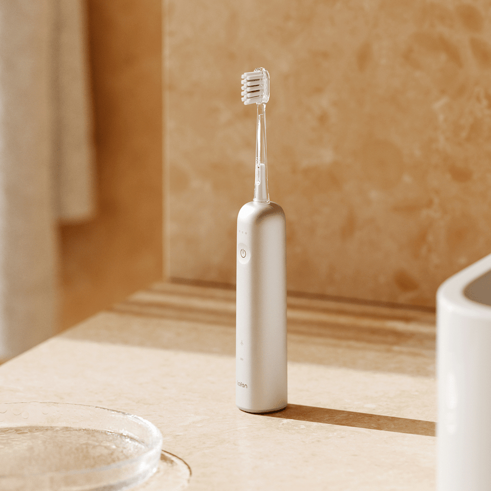 Laifen Wave Adulto Spazzolino rotante-oscillante Alluminio