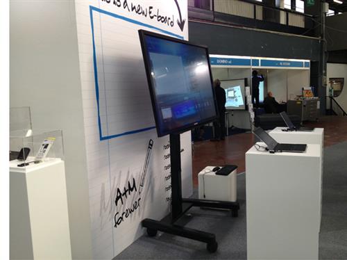 PROFESSIONAL FOR TV FINE 71IN MAX 800X400 COLOR BLACK